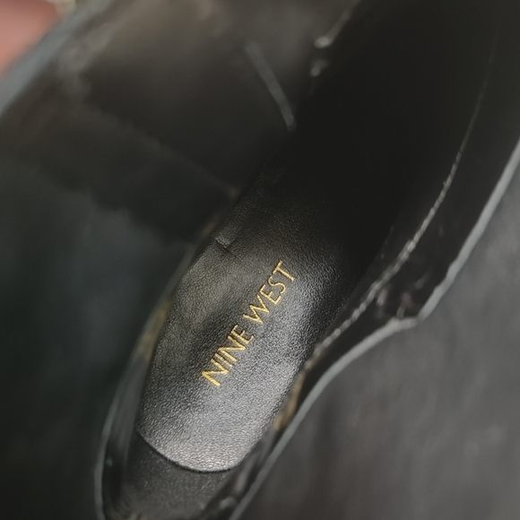 Nine West Jabali Wedge Ankle Boots Size 7 1/2M Black Suede Leather Ankle Bootie - Picture 7 of 10